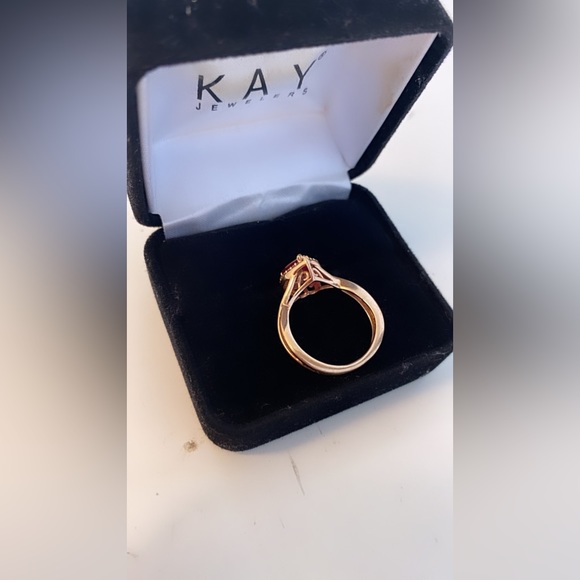 Heart shaped Ruby ring with rose gold and diamond - Picture 4 of 7